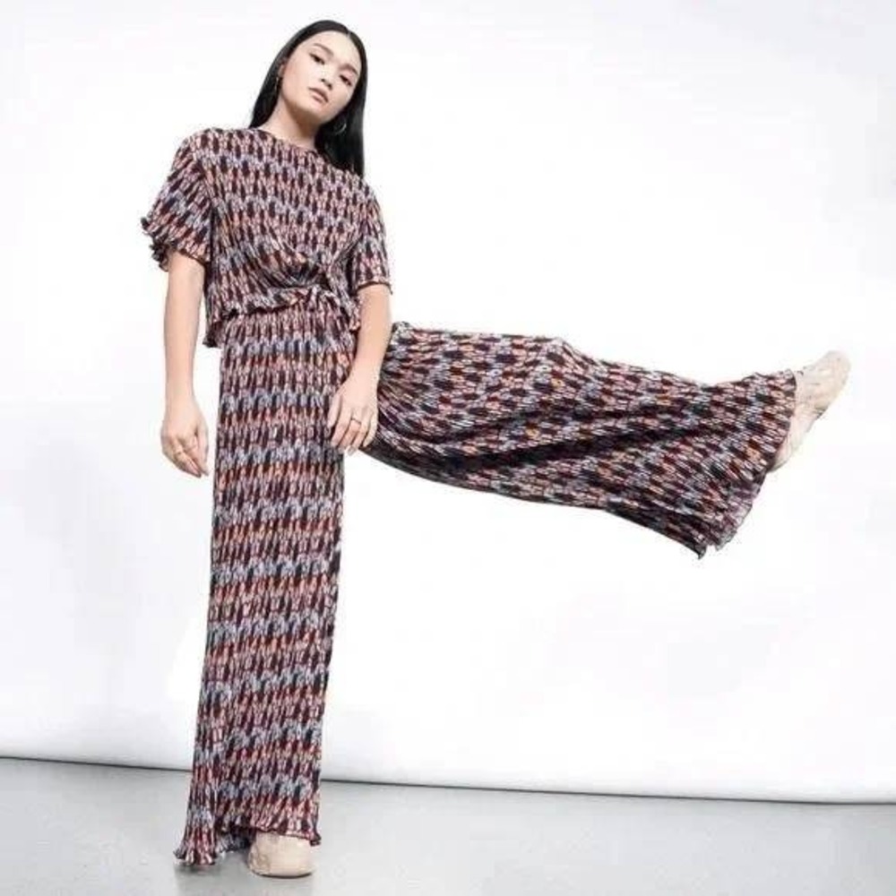 Wildfang Empower Plisse Loose Leg Pant Womens Medium Rust Blue Abstract WP6203